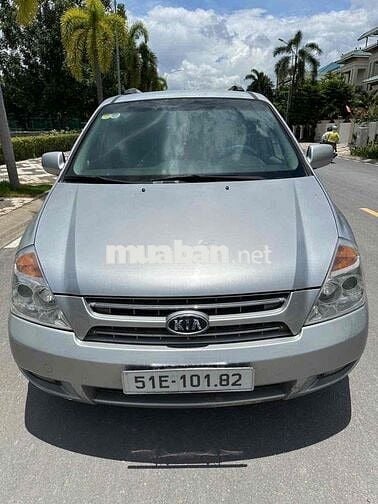 Kia Carnival 11 chỗ máy dầu đời 2009