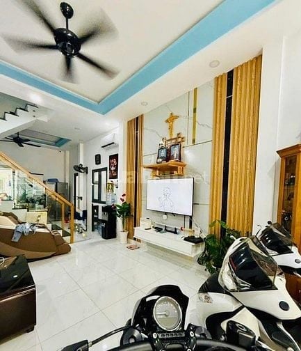 BÁN NHÀ MTKD- Hoàng Hoa Thám-Giá 7,2tỷ-SHR-51m2-1T1L lh0974945908 sang