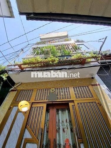 QUẬN 4- CạNH NHà THi ĐẤU QUẬN 4, 27,6m2, 3 TẦNG, DTSD 80,9m2, 3,3 TỶ