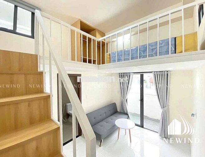 DUPLEX BAN CÔNG Đ. SỐ 23, TÂN QUY. Ở ĐƯỢC 3-4 BẠN. SÁT TDTU, RMIT, NTT