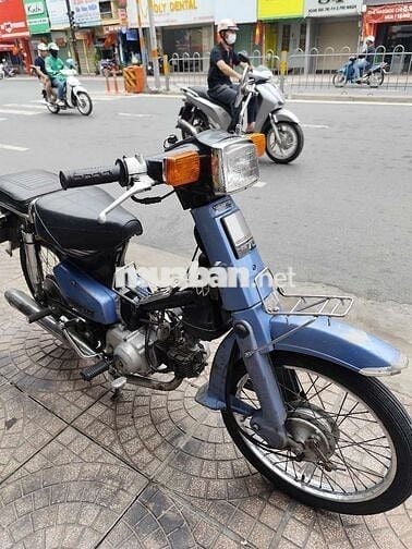 Xe đẹp máy êm ái mạnh mẽ cần bán
