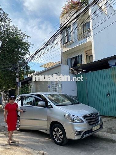 Toyota Innova 2016 2.0G - 110 km