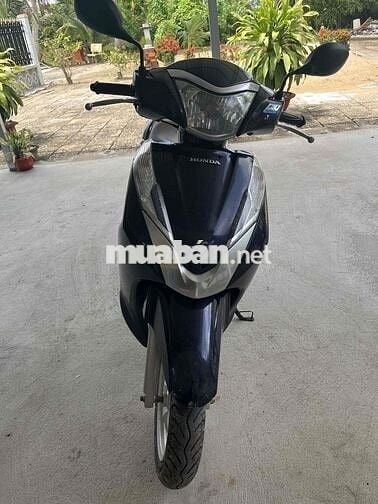 cần bán honda lead 2016 zin 100% áo mới lột keo