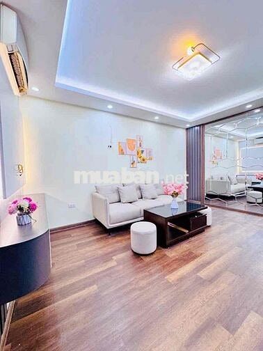 80m2 sổ đỏ hơn 3 tỷ phố Hồng Mai , tập thể tầng 3 căn góc 2 ngủ đẹp.