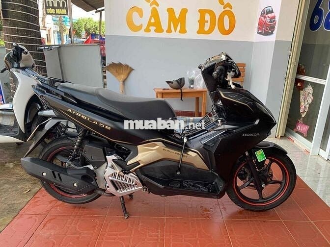 cần bán hoặc gl xe khác xe nguyên zin biển đẹp