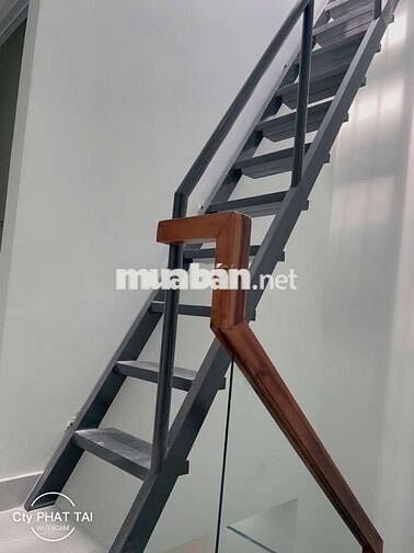 Nhà Lê Thúc Hoạch, 30m², 2 Tầng, 2 PN, Giá chỉ 3 tỷ