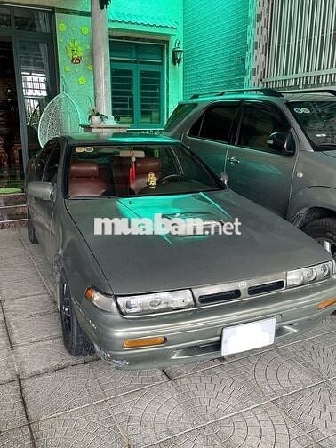 Nissan Cefiro 1992  - 300 km