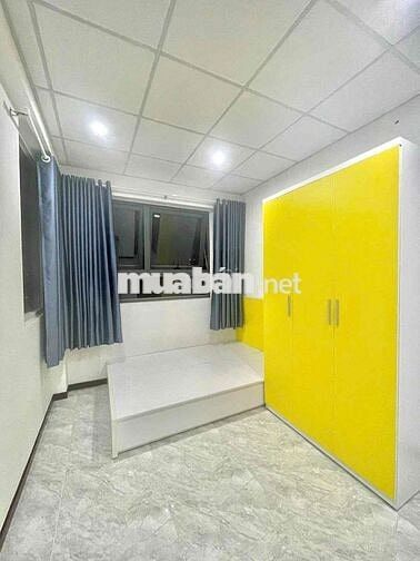 STU CỬA SỔ THANG MÁY GẦN ĐẠI HỌC VĂN LANG CS3