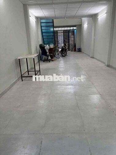 Nhà cho thuê 7tr/th Dt: 4×20 trệt lửng có 2pn 2wc Hướng bắc đường 5m