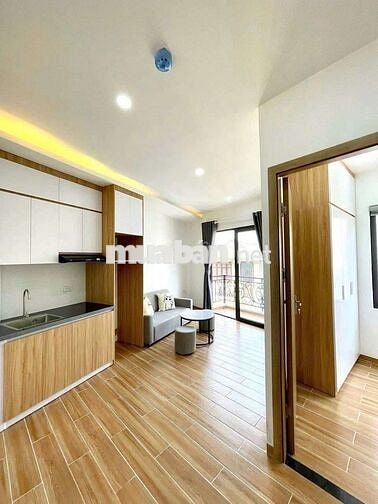 Siêu phẩm CCMN 1n1k 40m2 Full đồ. Ban công thoáng tại Đường Hoàng Mai