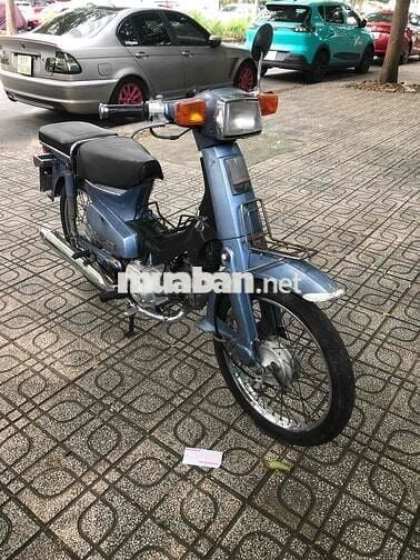 CẦN Bán 1 XE CUP ĐÈN VUÔNG 70 CC