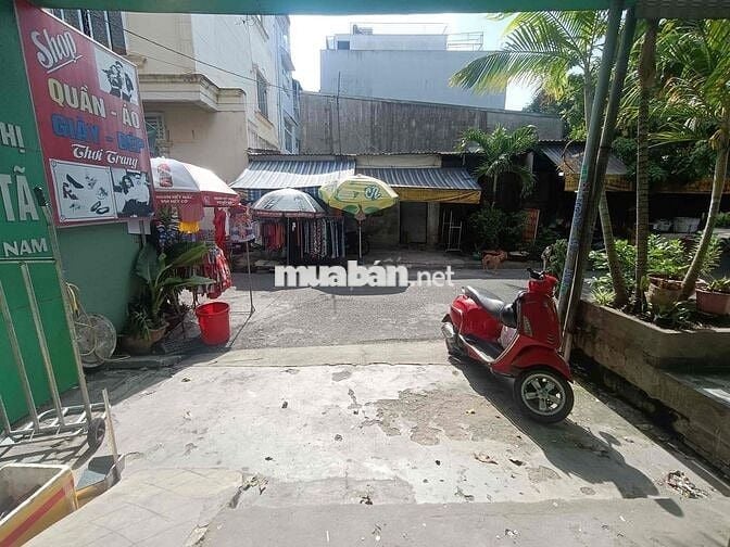 Cho thuê nhà mặt tiền 5x18  ngay chợ Linh Trung Thủ Đức