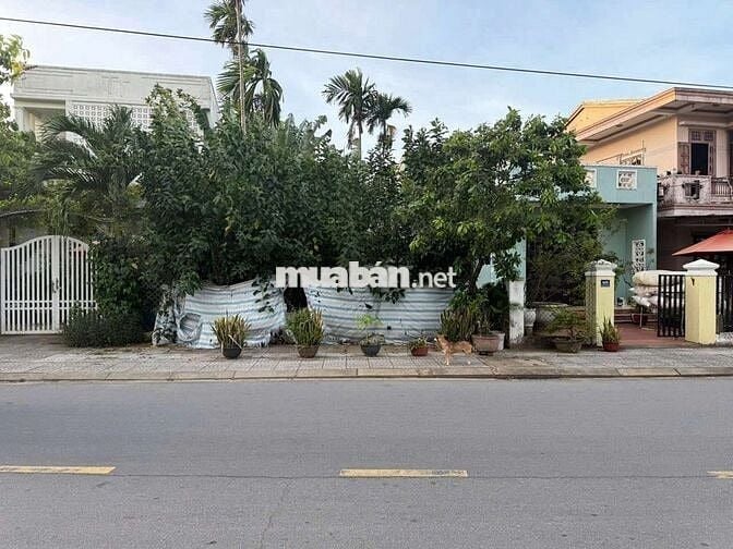 ĐẤT MT ĐƯƠG  NGUYỄN TRI PHƯƠNG- TPHỘIAN KHU KS,HOMSETAY, VILA GIA 4T25