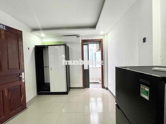 Cho thuê trọ Phan Văn Trị có ban công mặt sau full nội thất thang máy
