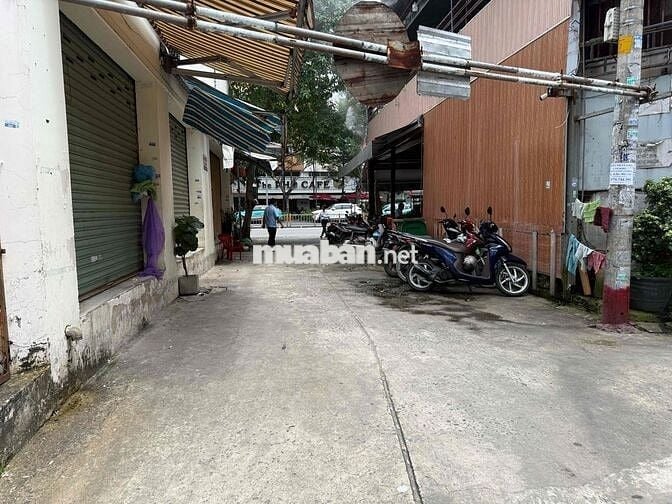LÔ GÓC ĐOÀN GIỎI - 133M2 - FUll Thổ - 50M RA AEON TÂN PHÚ - DÒNG TIỀN
