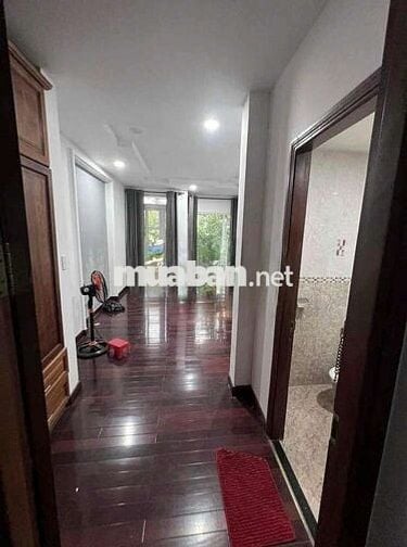 Cho Thuê Nhà 6P 6WC Bạch Đằng Tân Bình Khu Sân Bay