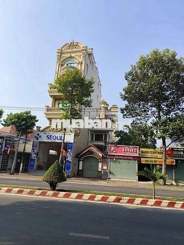 Cho thuê nhà văn phòng 1 trệt 5 lầu trung tâm TDM