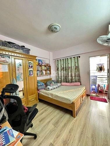 CC 10A Trần Nhật Duât, Tân Định, Q1: 75m2,có nội thất, 1p ngủ +, 10tr5