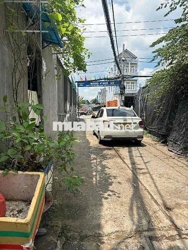 BHH ,64 m2(4x16), 2 tầng hẻm 5 m nhà 1/sát mặt đường số gần bình long