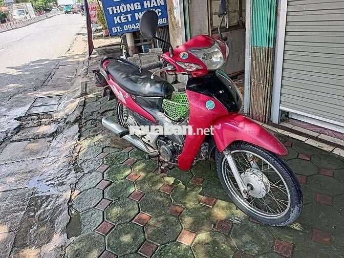 Nhà trật không sử dụng