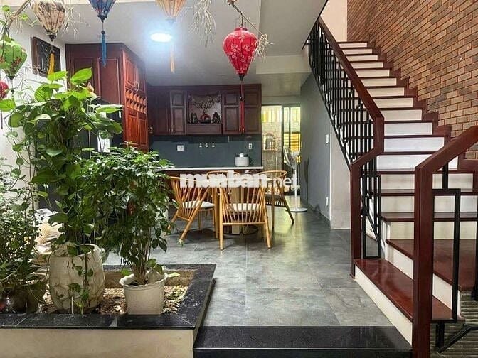 CHO THUÊ NHÀ MT ĐẸP NHẬN NGƯỜI NƯỚC NGOÀI Ở GIA ĐÌNH