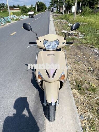 Nhà dư bán