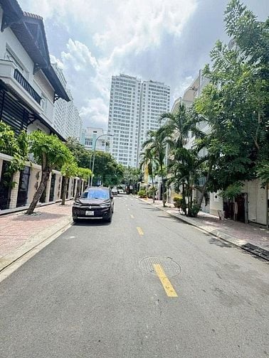 Bán nhà 5x20m, 3.5 tấm, ngay trung tâm P5 Q8