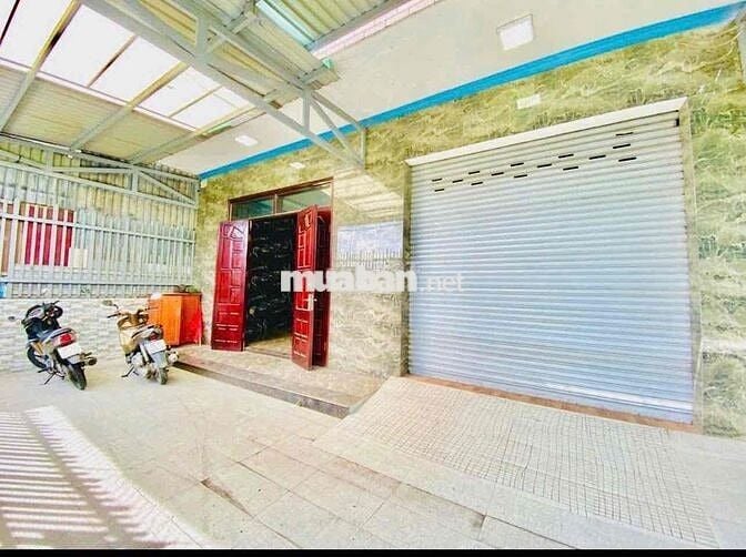 Nhà Biệt Thự DT 9x20 1Trệt 1Lầu 5Pn 2Wc Gara Đậu Ôtô Đường Xe Tải Nhựa