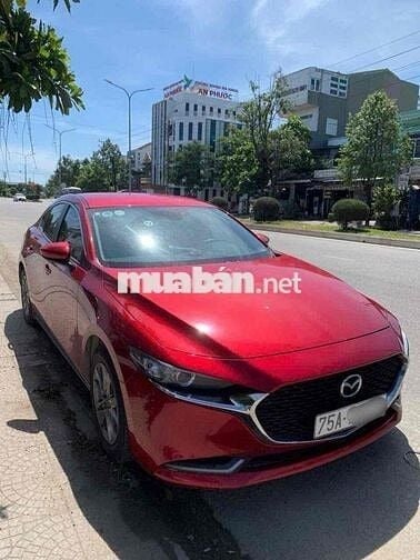 Mazda 3 2020 1.5L Luxury - 80000 km