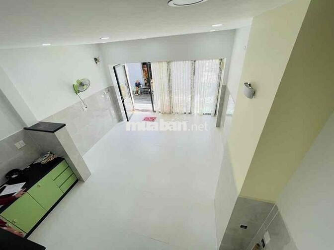 HUỲNH THIỆN LỘC-TÂN PHÚ-DTs140M2-4TẦNG BTCT-HXH THÔNG-HC ĐỦ-CHỈ 5.X TỶ
