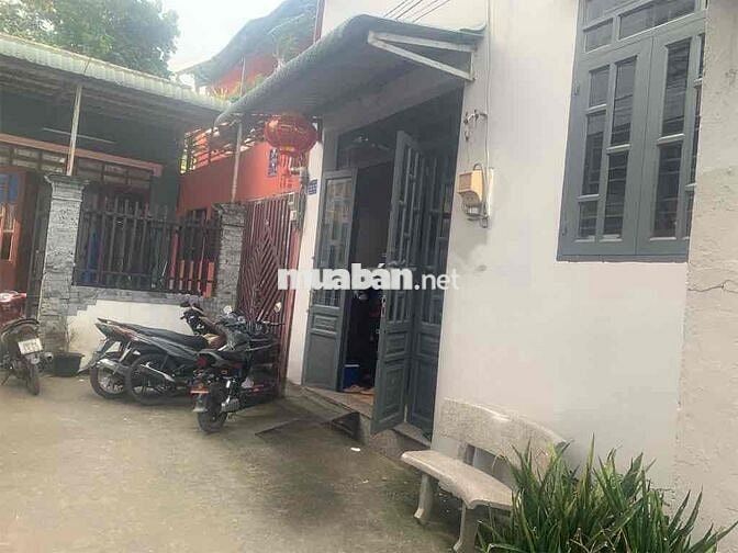 BÁN NHÀ 2 TẦNG-NGUYỄN TRẢI- DĨ AN- 56m2(7x8)- CHỈ 2.7 TỶ - 3pn -2wc