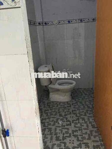 Cho thuê dãy nhà trọ gồm 47 phòng có gác đúc toilet riêng ngay Trạm th
