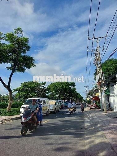 Nhà 3 tâng Quận 8, Phường 15 _ Hẻm ba gác rộng _ Vào ở ngay