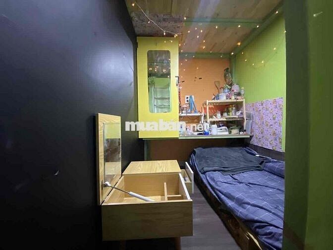 Sleepbox đứng được bao full điện nc máy lạnh 24/24 mặt tiền D5 đối diệ