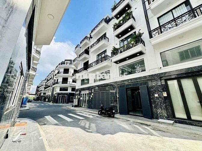 Nhà Mới Xây 100% DT 220m2 1Trệt 1Lửng 3Lầu 5Pn 5Wc Sẳn Máy Lạnh