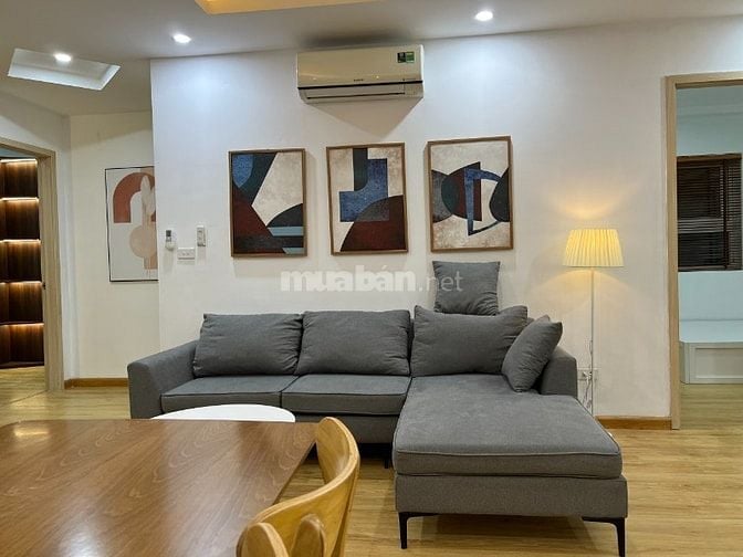 Chính chủ bán căn 2 ngủ, 2WC, 70m², đầy đủ nội thất giá 2,7 tỷ, KĐT Th