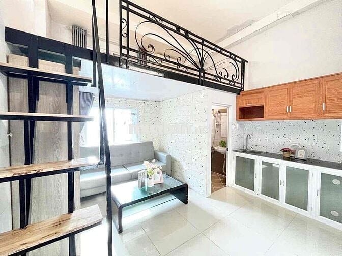 Cho thuê DUPLEX MỚI, CỬA SỔ TRỜI, VIEW ĐẸP, 30m2, Ngay NGUYỄN THỊ THẬP