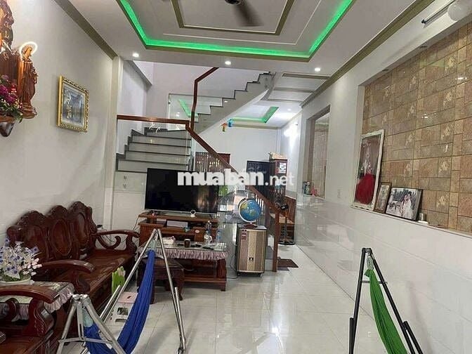 Nhà lầu trệt 3p ngủ có nội thất gần ngã tư miễu Ông Cù, đường 7m