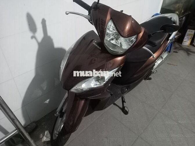 Xe vision 2014 , dt 110 cc , tay ga máy móc còn êm