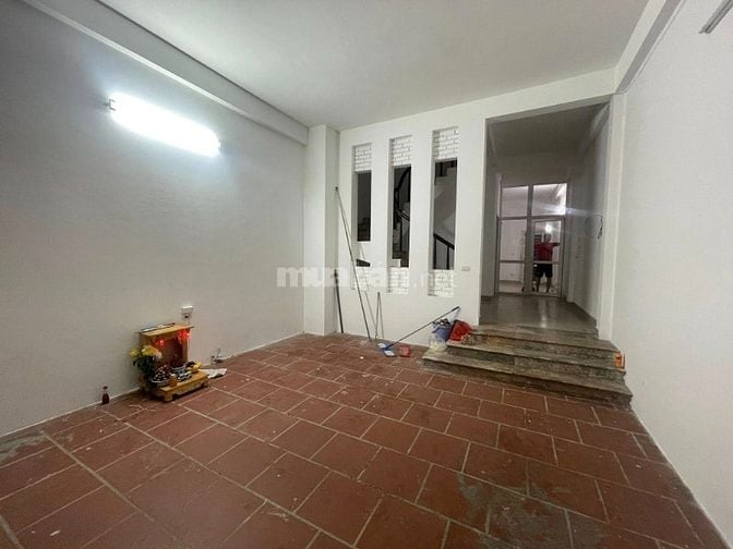 Bán nhà 5 tầng Mặt Phố Thụy Khuê, 65m2, vỉa hè, ô tô 2 chiều. 22,5 tỷ