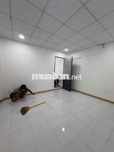 cho thuê nhà phố khu dân cư đông đúc