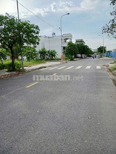 Cho thuê nhà đường ô tô kdc Đào Sư Tích Nhà Bè giá 19 triệu 