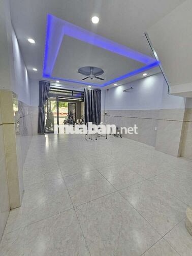 Nhà mới xây, kdc yên tĩnh 4pn 5wc dg xe công vỉa hè ôtô đậu thoải mái