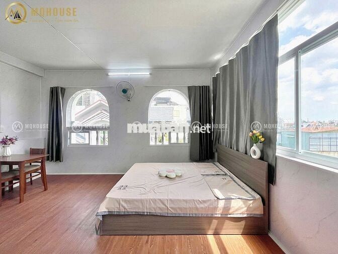 Phòng 40m tách bếp Thang Máy Cộng Hòa Full nội thất mới.