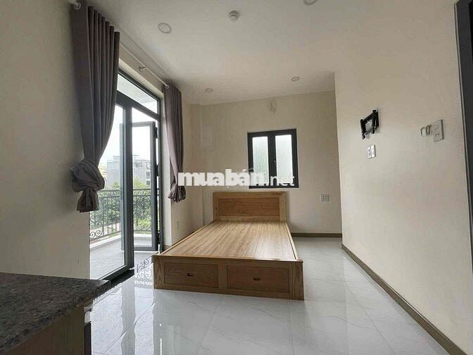 CĂN HỘ BAN CÔNG - FULL NỘI THẤT - THANG MÁY - NGAY VĂN LANG CS 3
