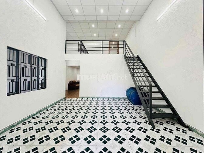 BÁN NHÀ MÊ LỬNG KIỆT NGUYỄN PHƯỚC NGUYÊN, gần đường