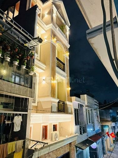 có giấy đi xuất cảnh cần bán gấp biệt thự mini tại Quận Gò Vấp