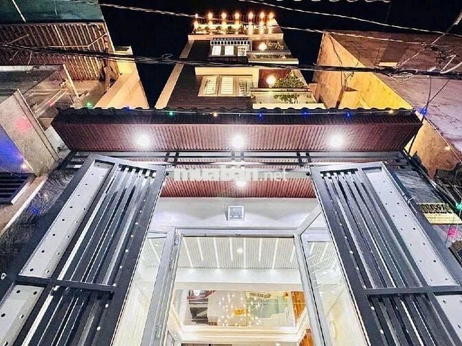 Cho thuê nhà full nội thất đẹp lung linh, hẻm xe hơi - Võ Văn Tần, Q.3