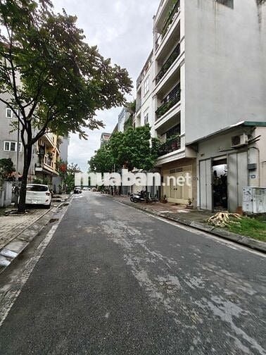 Bán 44m đất Ngõ 191 phố Thạch Bàn ngõ ô tô tránh vỉa hè rộng