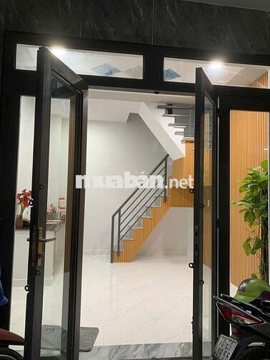 Nhà 3 tầng giá tốt..!, Hiệp Bình Chánh, Thủ Đức gần TTTM Gigamall,